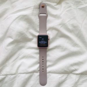APPLE WATCH ROSE GOLD SERIES 1 W/ PINK BAND
